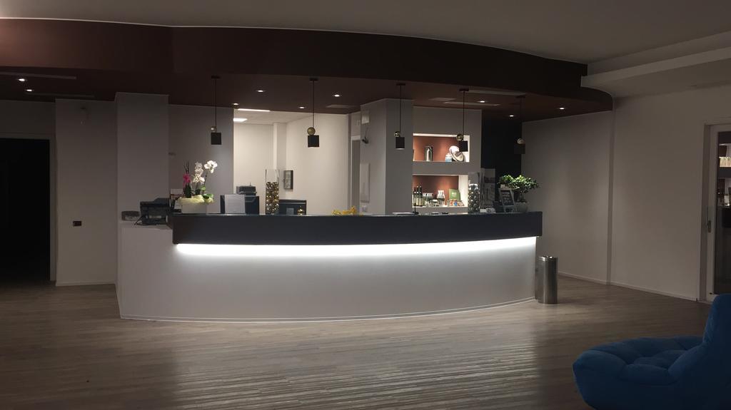 Hotel Petrarca Boara Pisani エクステリア 写真